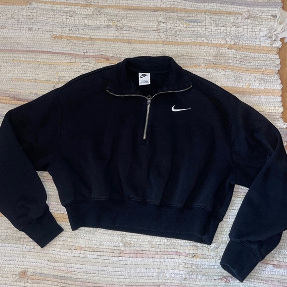 Women’s Nike Sportswear Phoenix Fleece Black Half Zip Cropped Pullover - Picture 3 of 8